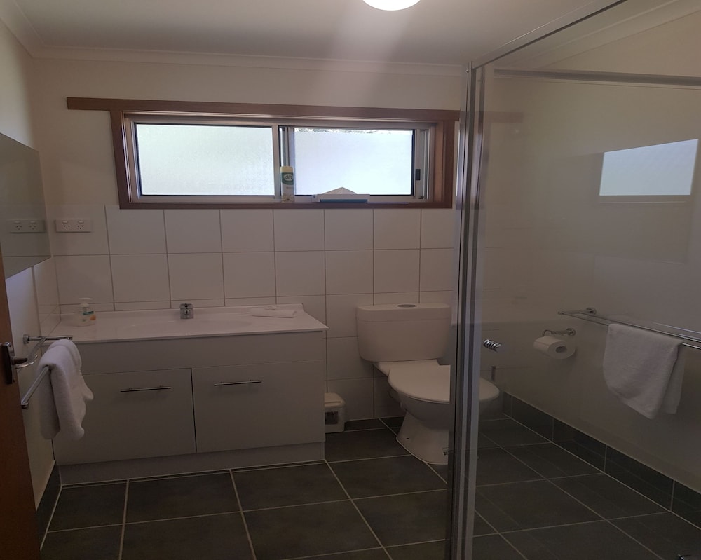 GRAMPIANS VIEW COTTAGES AND UNITS 64/64
