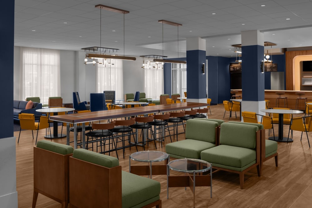Courtyard by Marriott Orem University Place 18/38