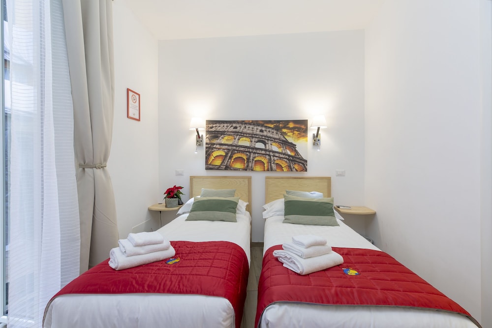 Flatinrome Deluxe Rooms 33/50