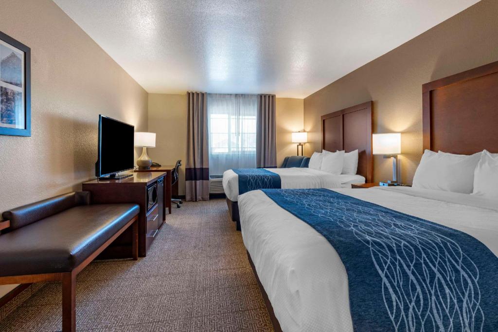 Upgrade, 2 Queen Beds