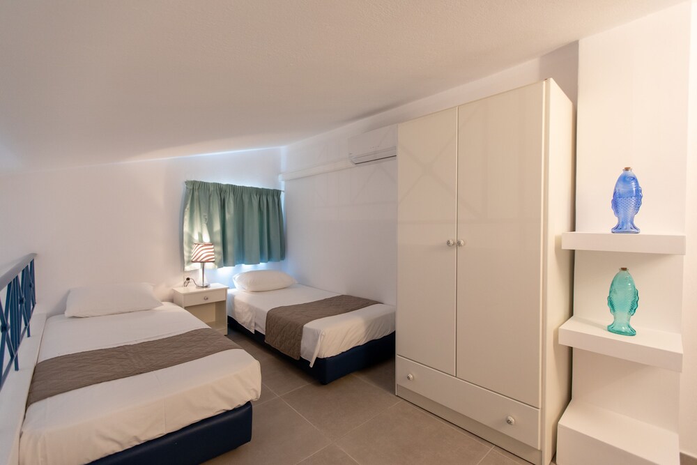 Skiathos Iris 23/51