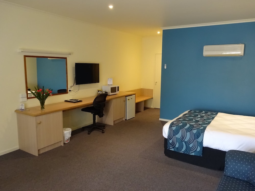 Victoria Lodge Motor Inn And Apartments 12/51