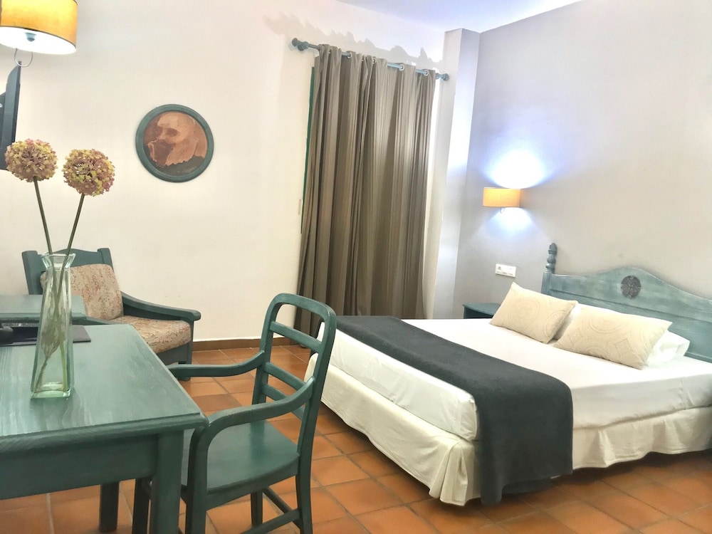 Hotel Almagro 24/73