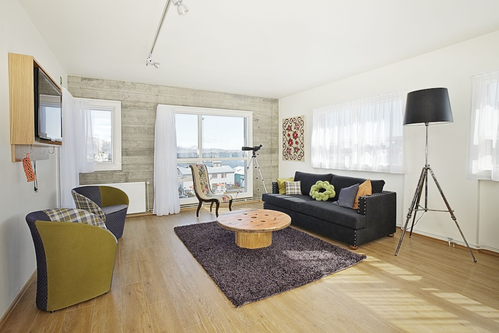 Reykjavik Marina - Berjaya Iceland Hotels 29/50