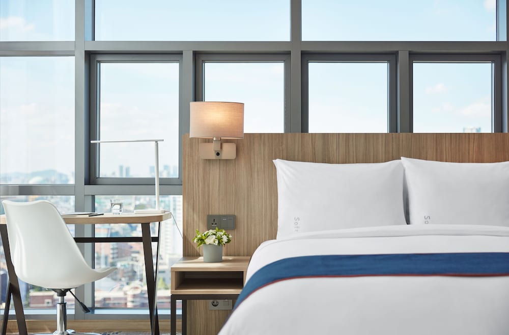 Holiday Inn Express Seoul Hongdae 32/74
