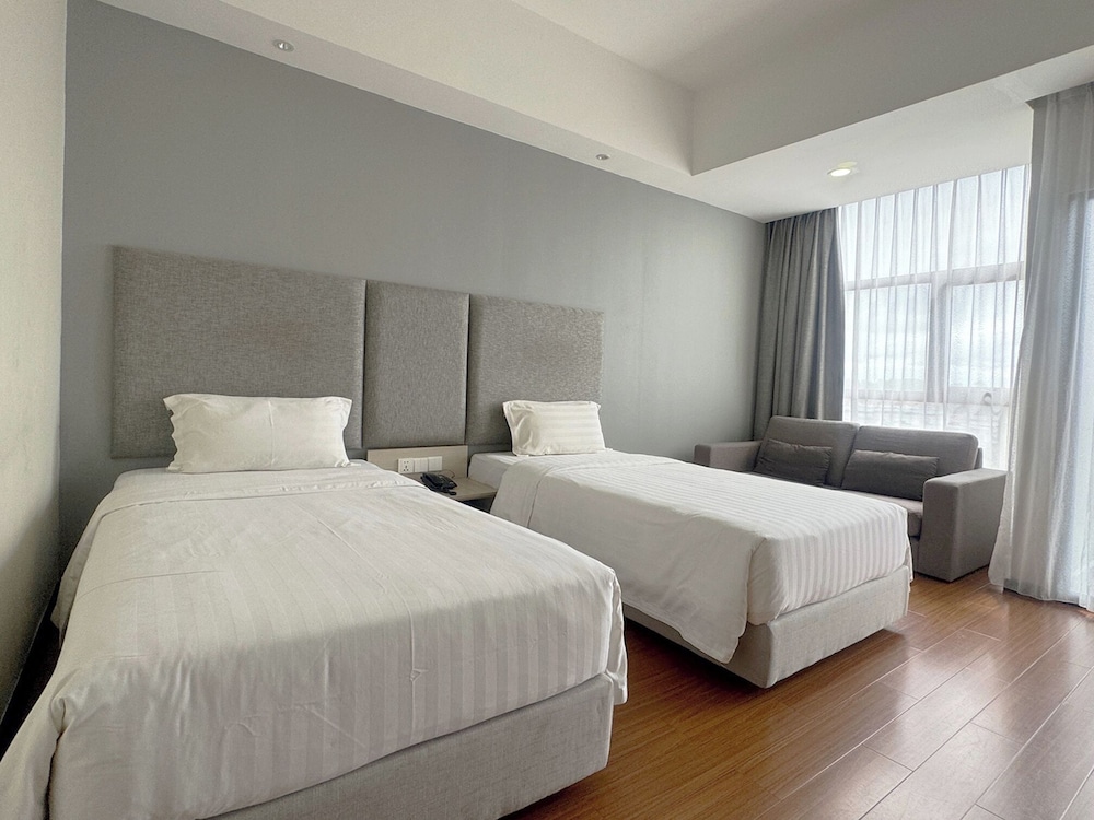 Livingston Hotel Sandakan 22/57