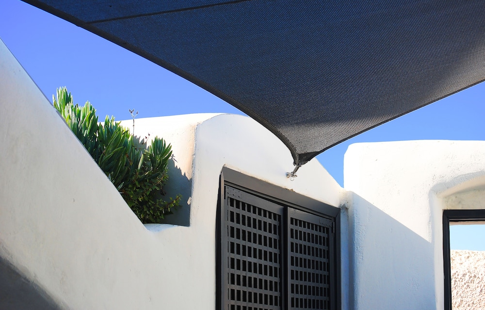 Santorini Dreams Villas 5/50