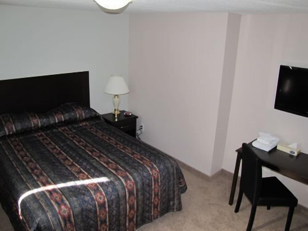 Nettys Nest Visitor Lodge 13/25