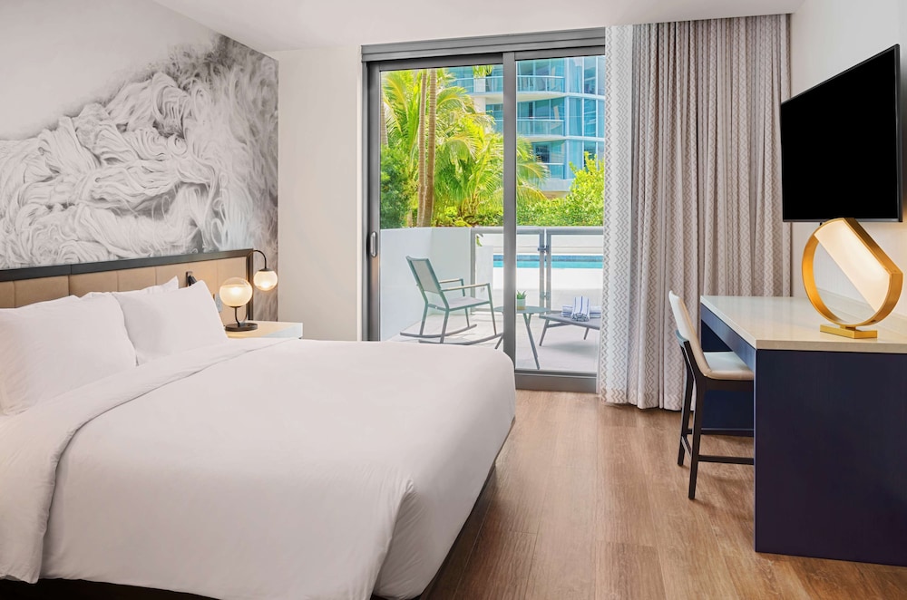 Hyatt Centric Las Olas Fort Lauderdale 8/63
