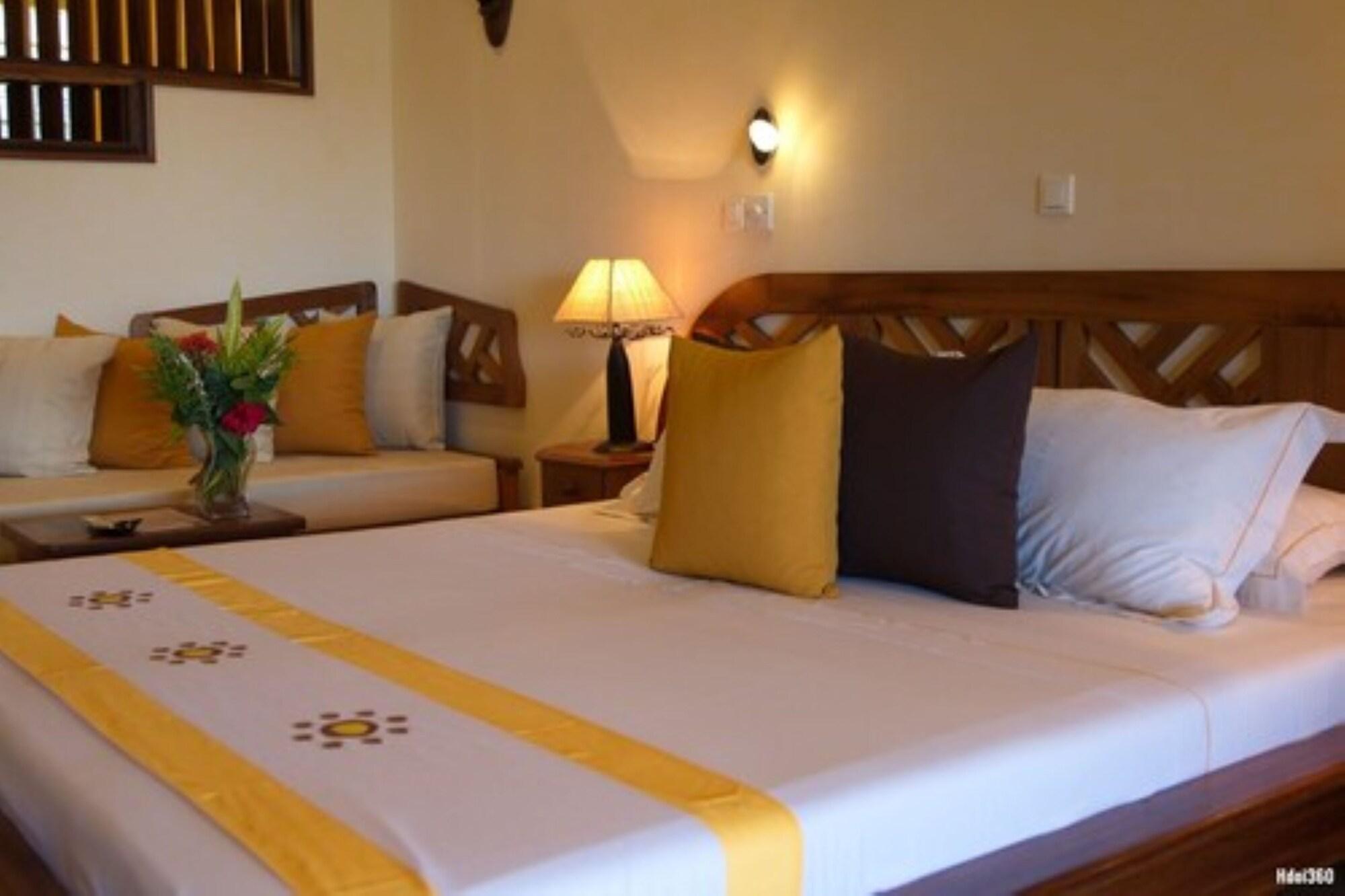 ROOM, DOUBLE BED, GARDEN VIEW