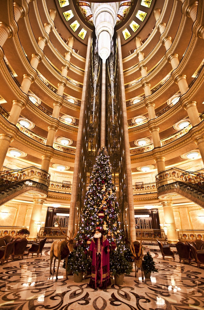 Multi Grand Hotel 10/68