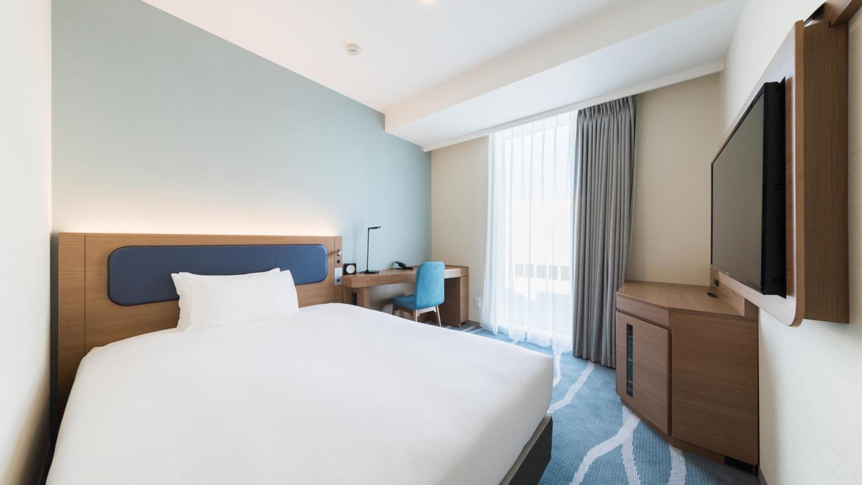 Room, Single