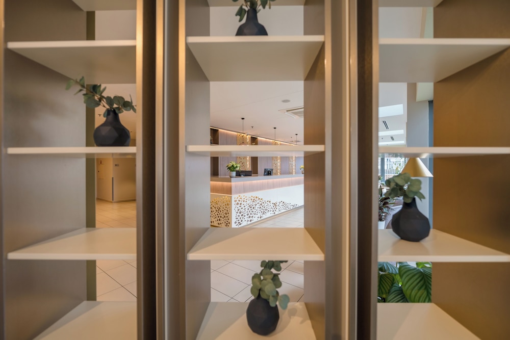 Expo Tower Hotel by Mellow Mood Hotels 50/82