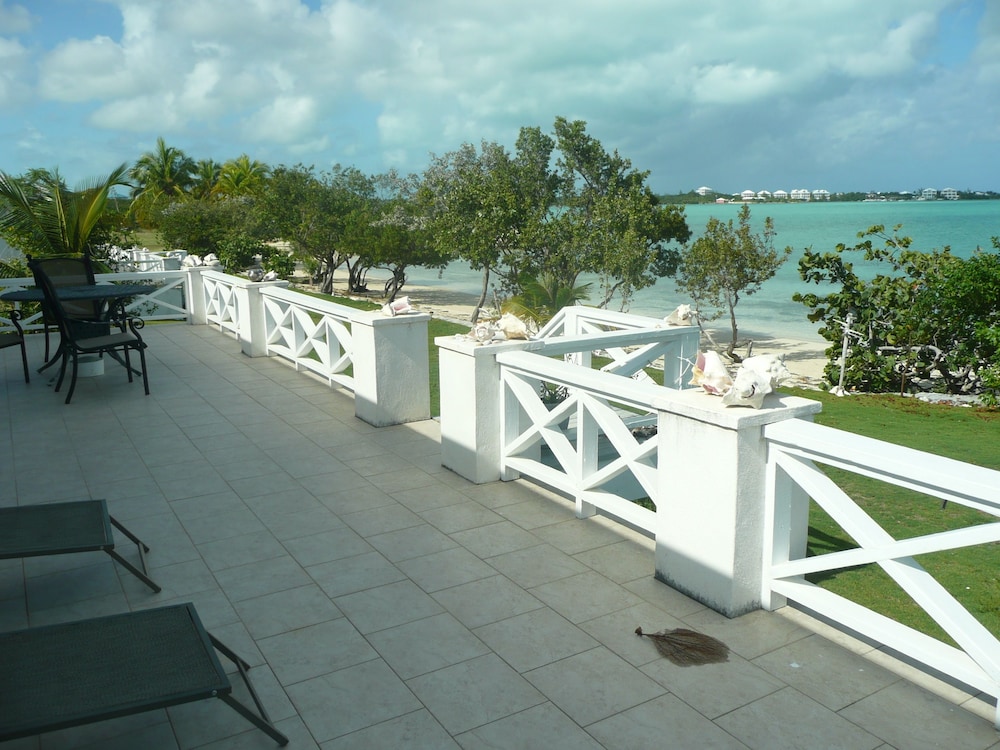 Cottage Cut Villas 23/28
