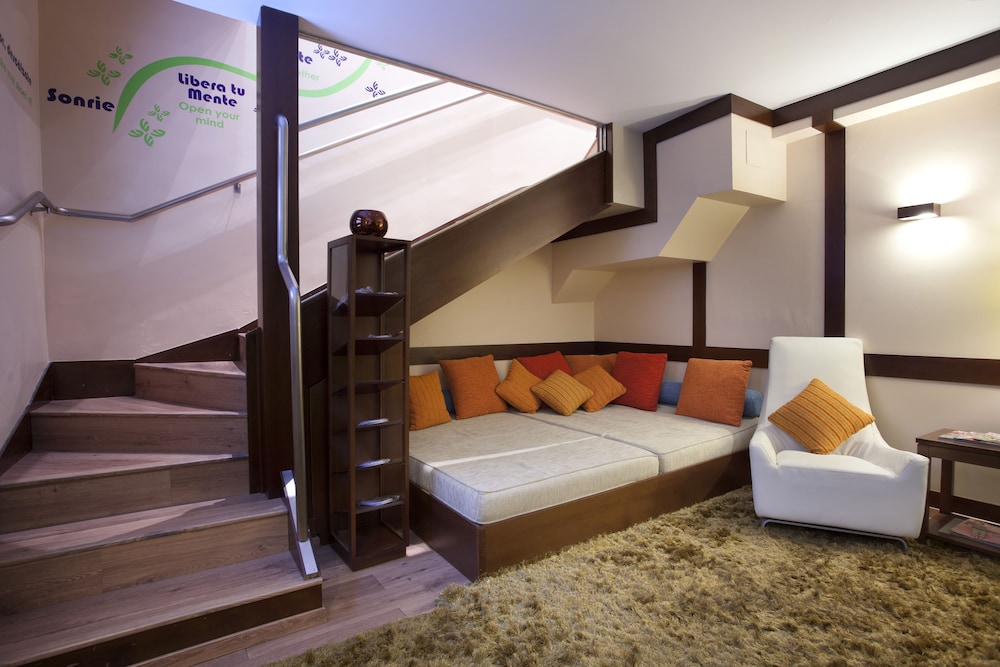 Suites Gran Via 44 Hotel 10/51