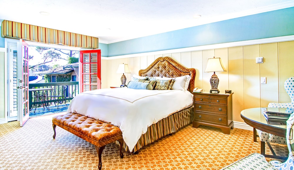 Wayside Inn 11/44