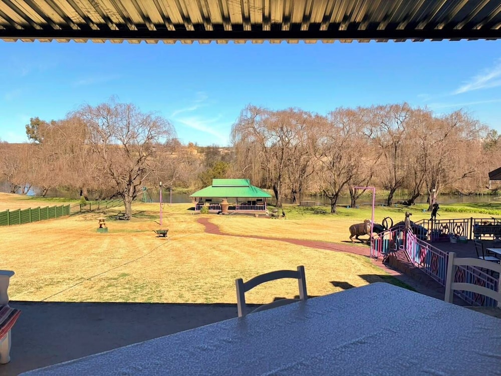 The Angel River Villa 24/50