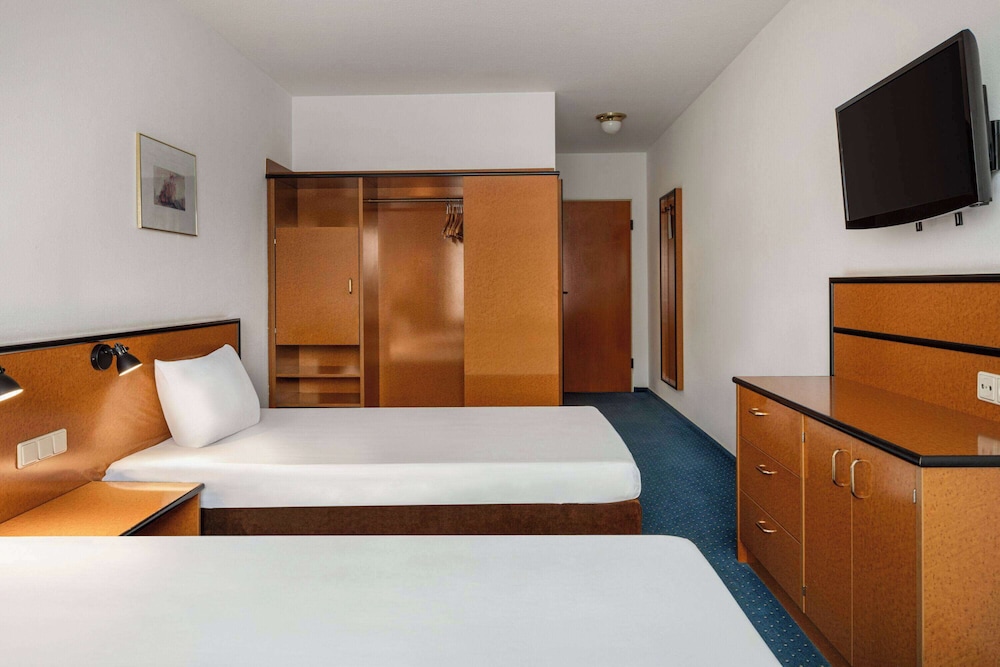 Aspire Frankfurt Airport, Trademark Collection by Wyndham 16/50