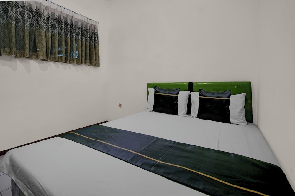 Hotel O near Alun Alun formerly Embun Pagi Hotel & Villa Resort 26/41