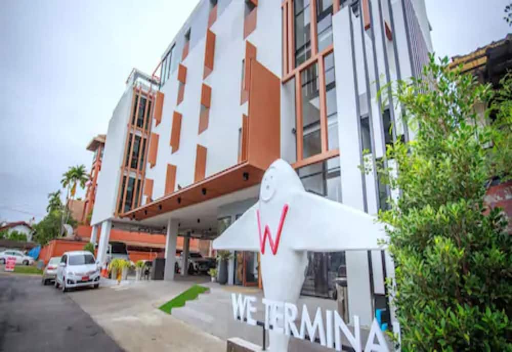 We Terminal Hotel 1/64