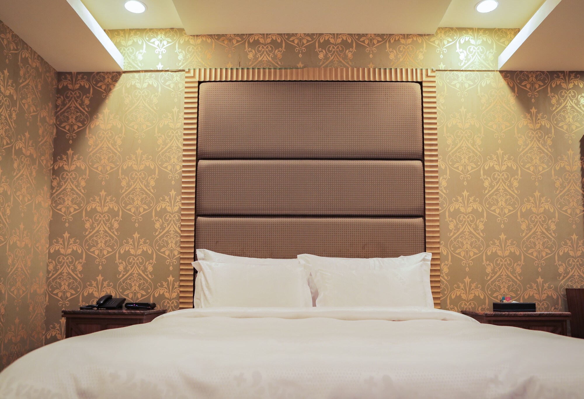 CLASSIC, DOUBLE BED