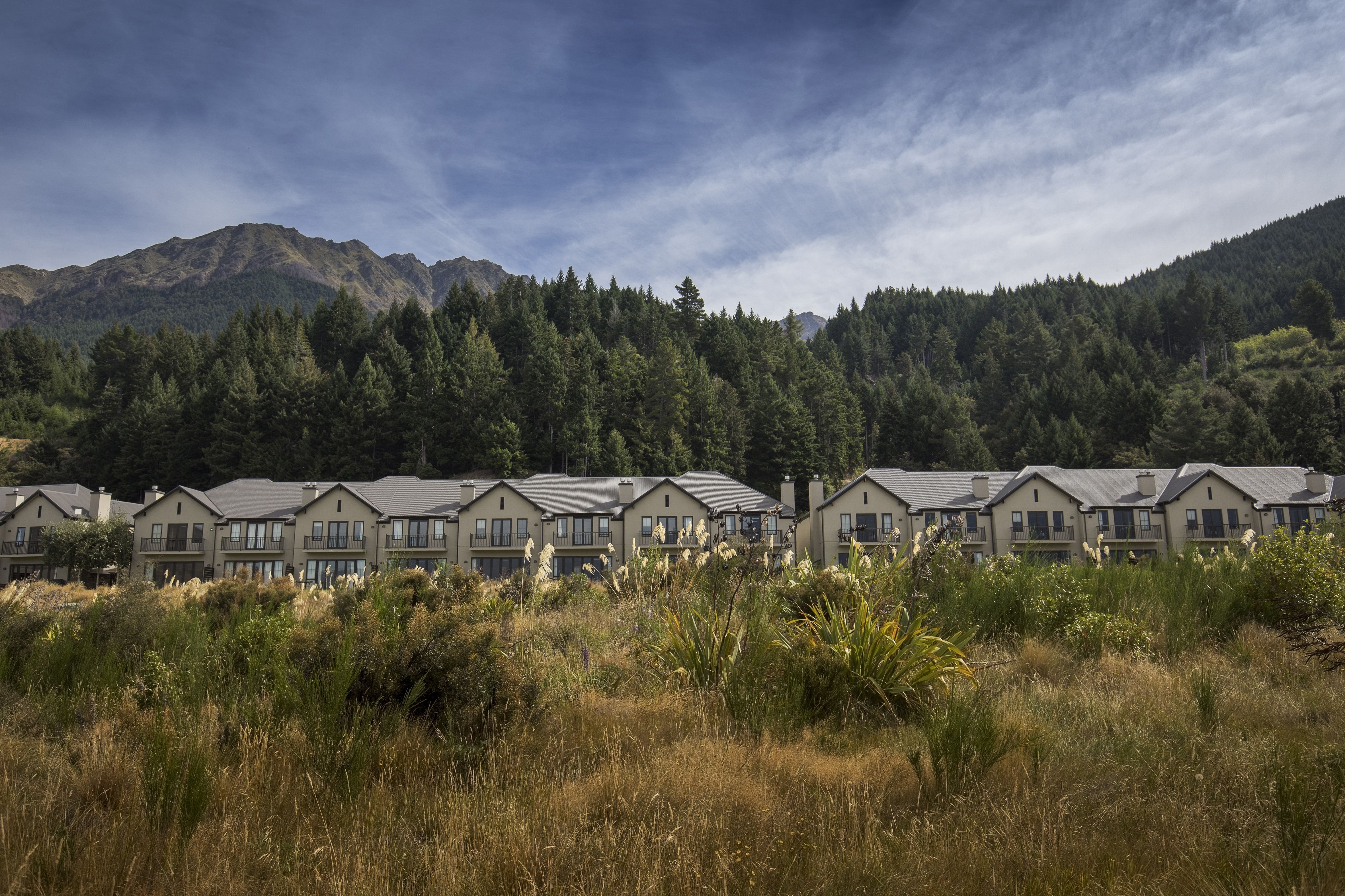 Platinum Queenstown Villas 4/4