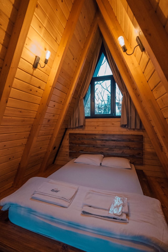 Babil Bungalow Hotel 12/23