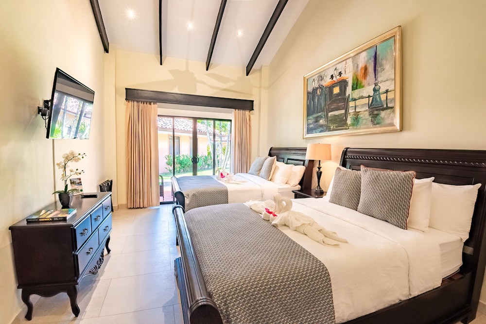 Sunset Del Mar Resort 20/64