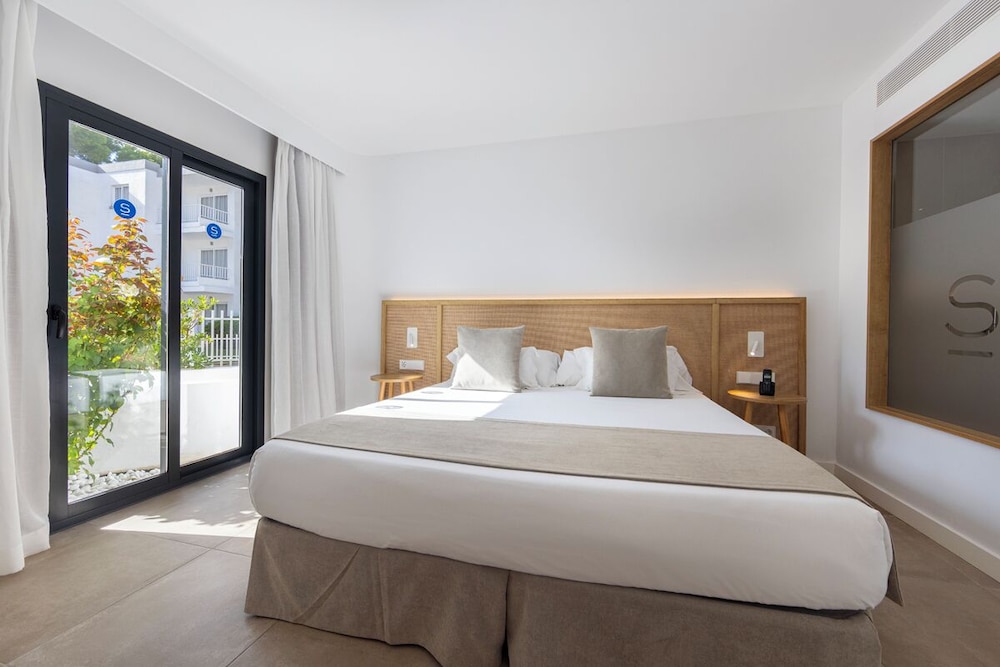 Ferrer Sofia Aparthotel 9/65