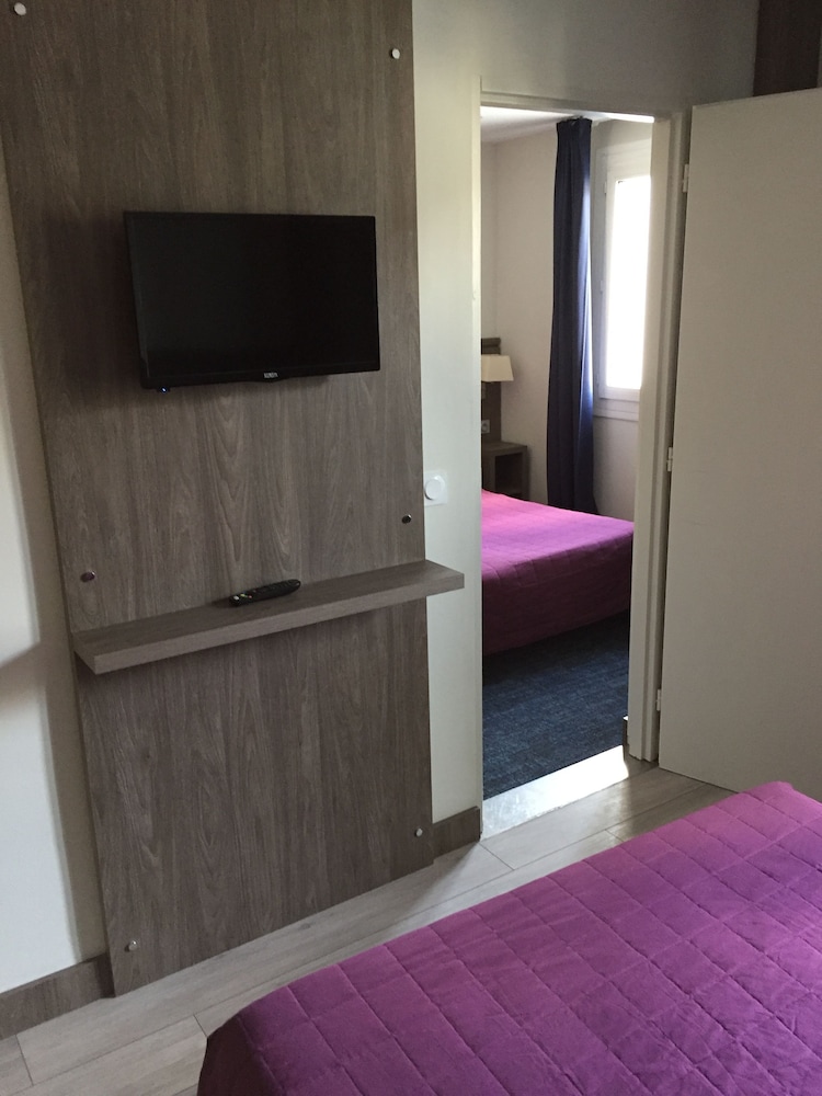 Hotel Mont Brison 6/43