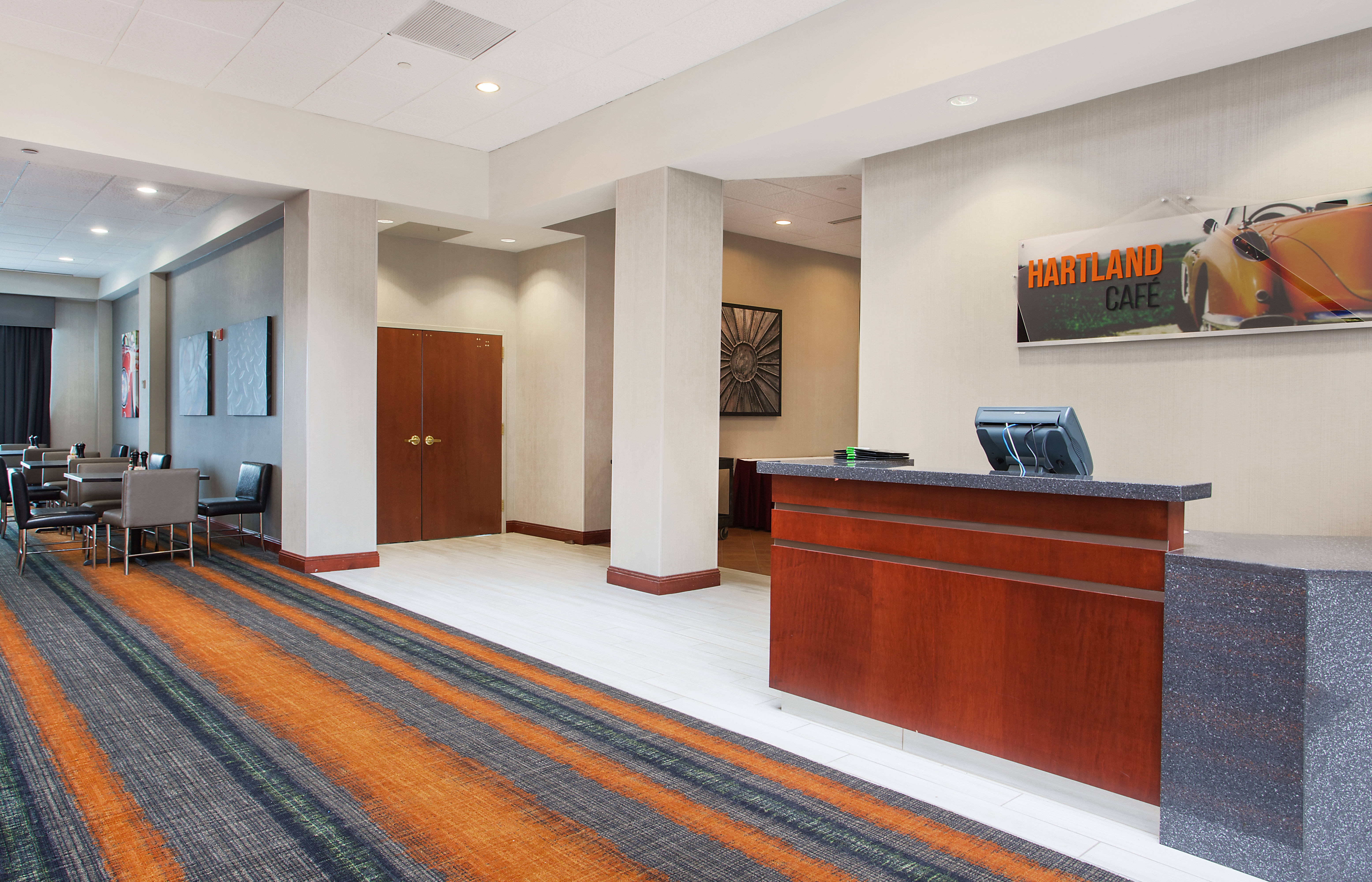 Holiday Inn University Plaza-Bowling Green 11/71