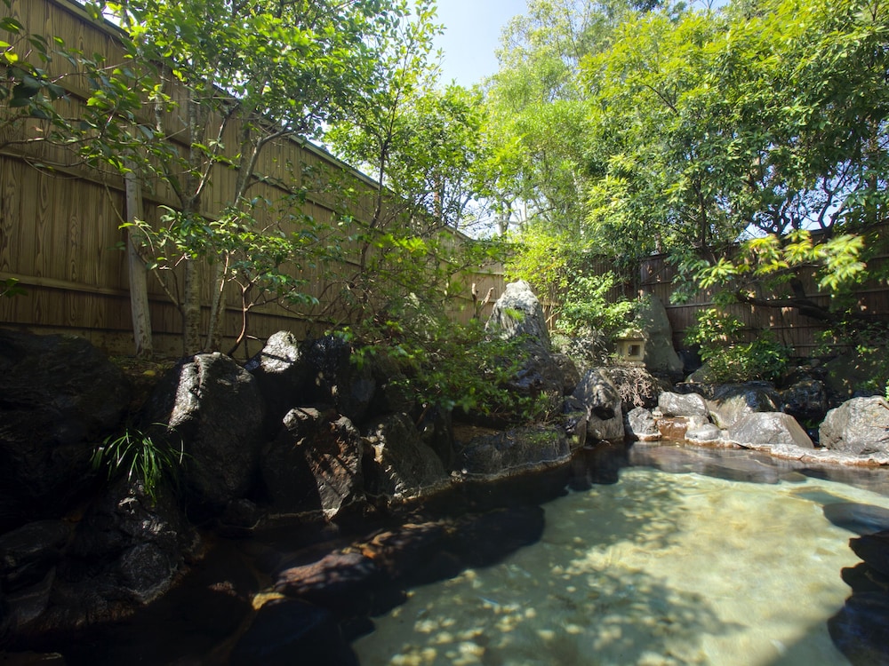 Hoseikan 18/35