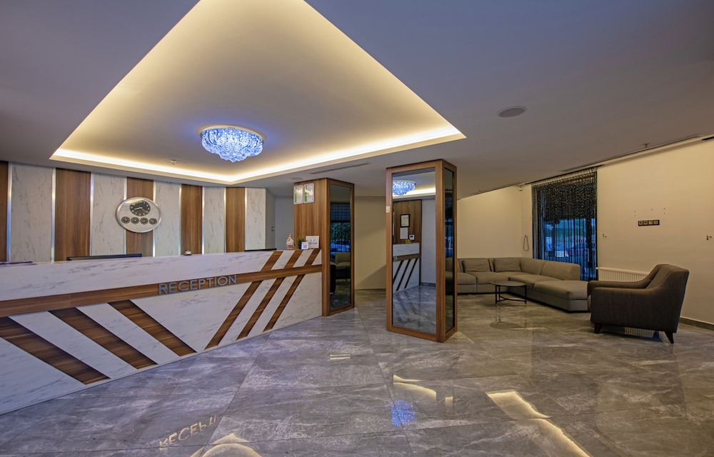 CITRUS PARK HOTEL 8/56