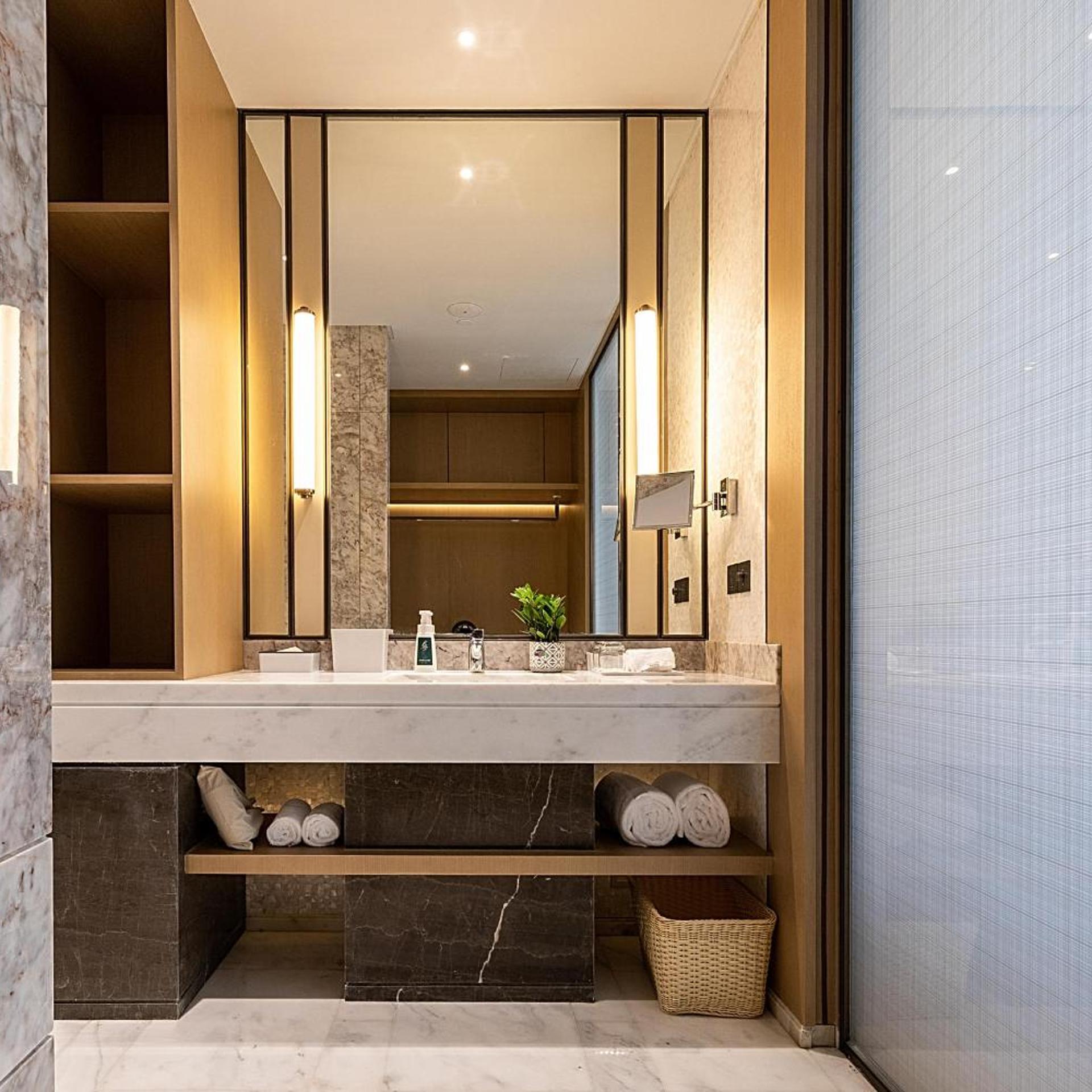 Atour Hotel (Huayi Square, Zhongshan Old Town) 56/60