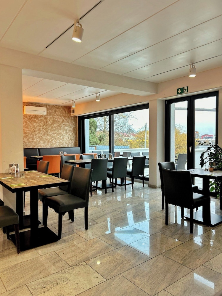 Seehotel Forst 31/49