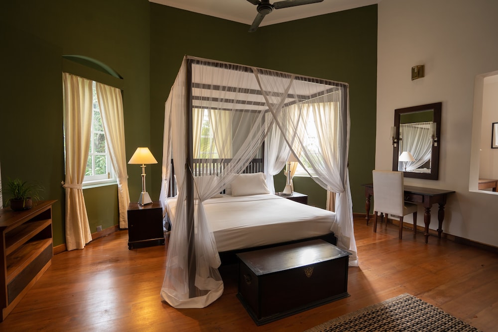 Glenross Plantation Villa 8/28