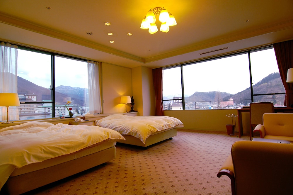 Hohoemi no Yado Takinoyu Hotel 13/77