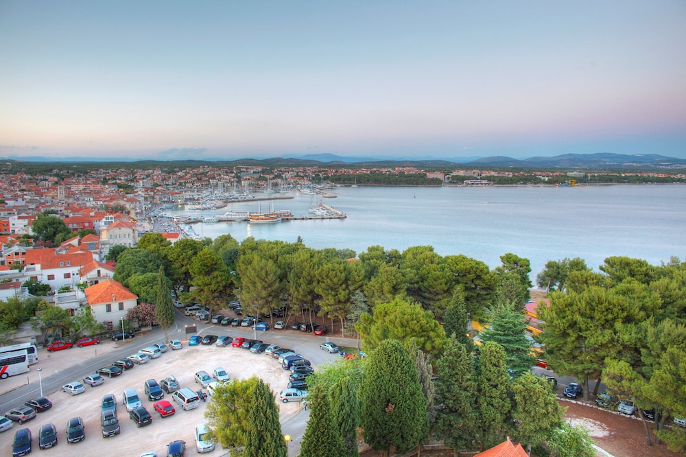 Hotel Punta Vodice 44/46