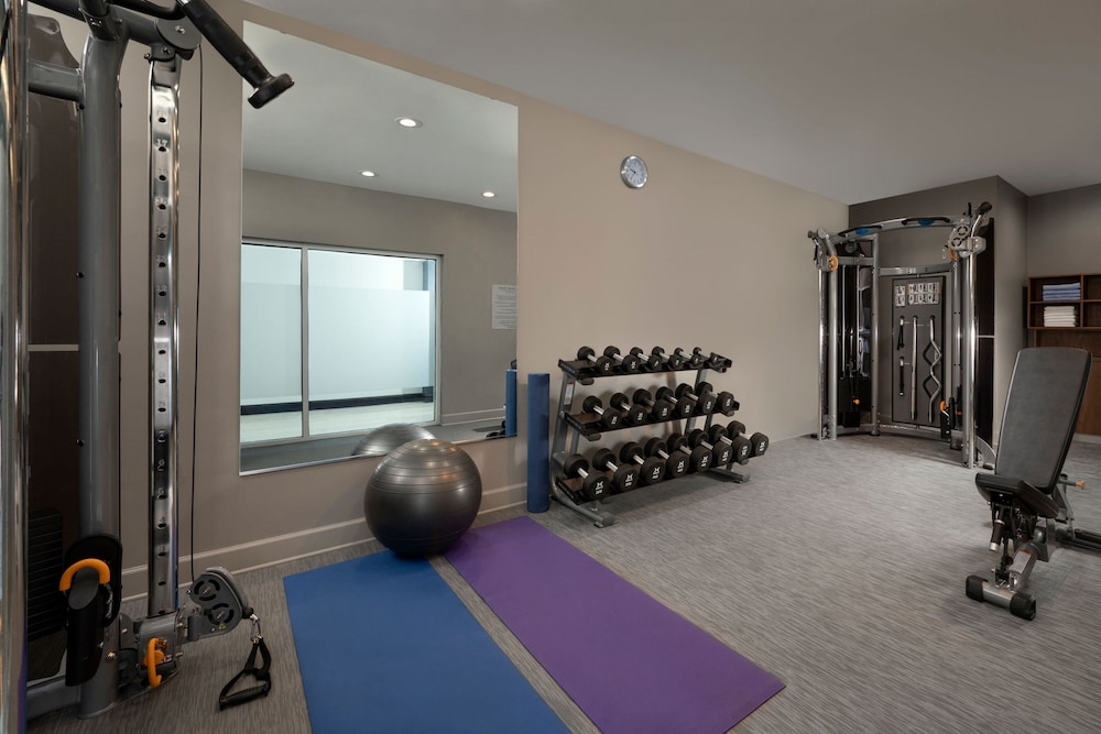 Courtyard By Marriott Houston Kemah 7/20