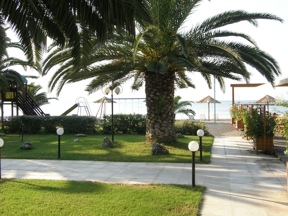 IGNATIA HOTEL 62/66