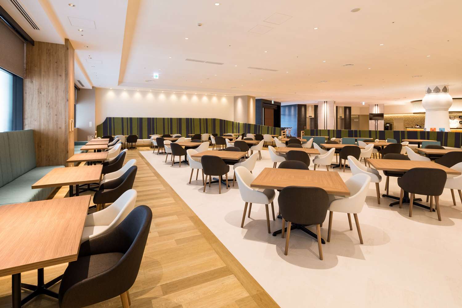 Comfort Suites Tokyo Bay 46/51