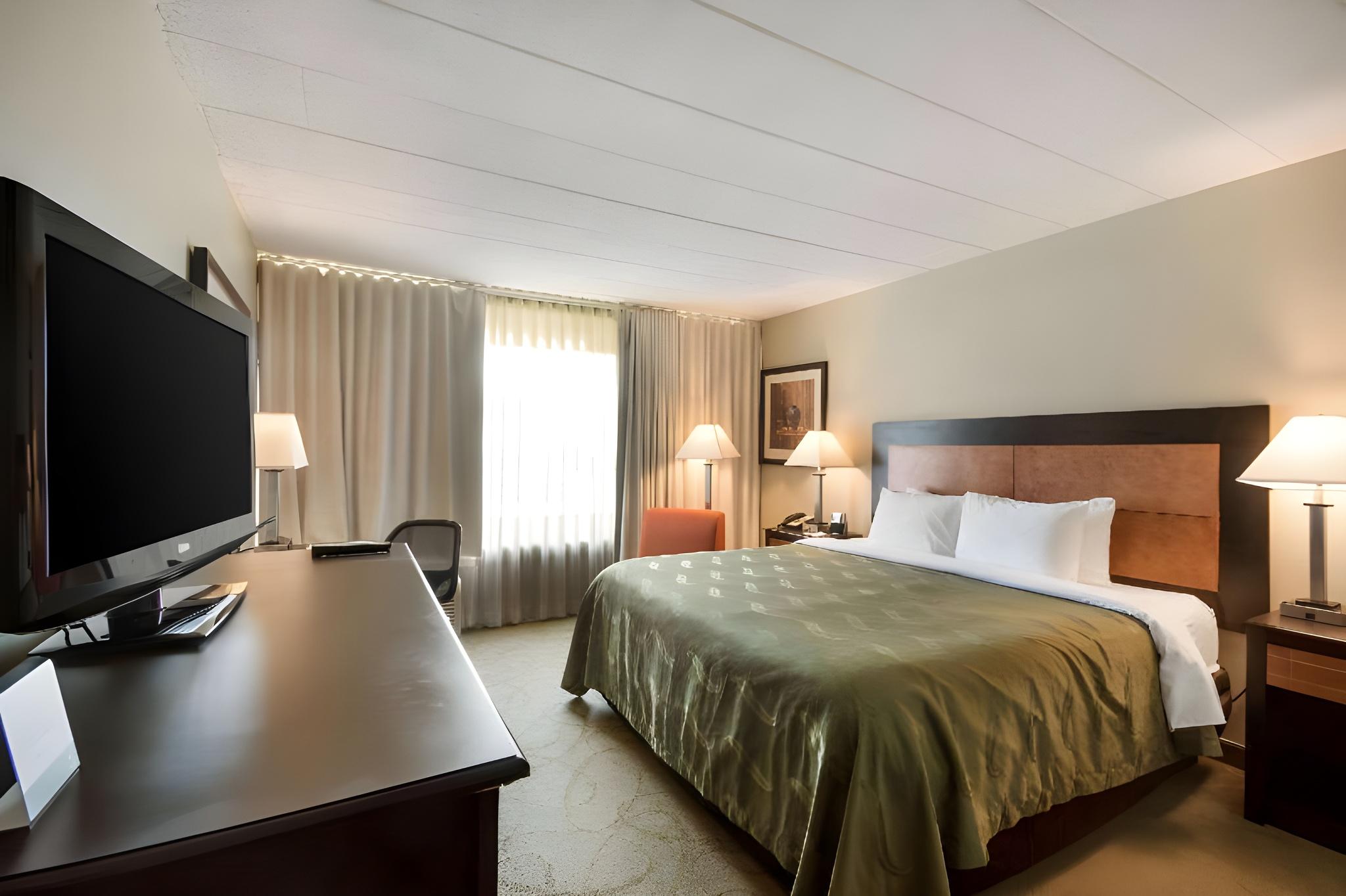 Room, Double Bed, Accessible