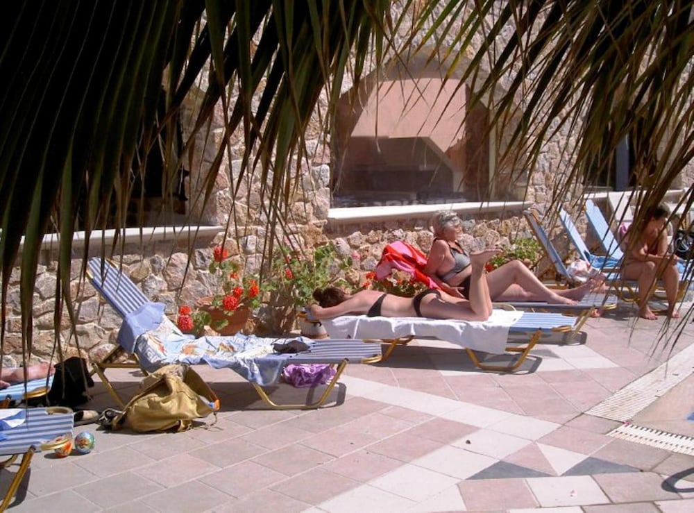 Atalos Suites 38/50