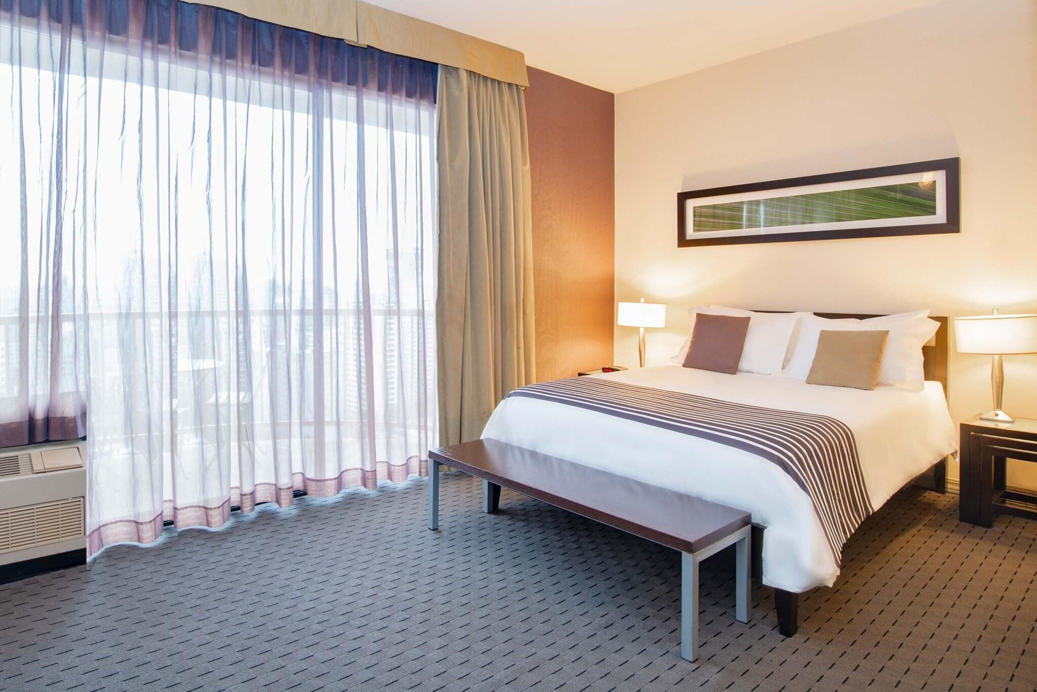 Penthouse, Studio, Suite, Queen Bed