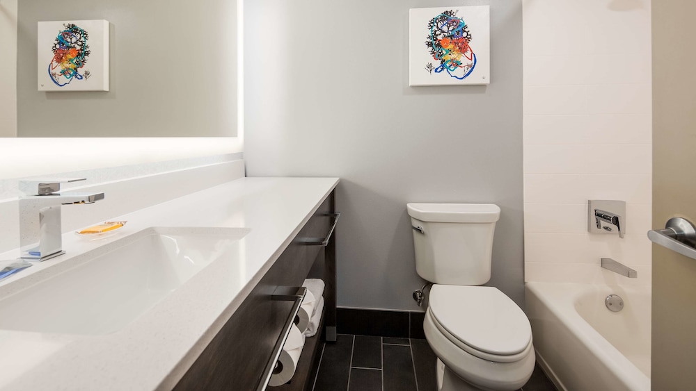 Best Western Plus Daytona Inn Seabreeze Oceanfront 14/47