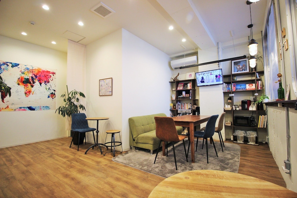 Hostel Toki 44/54