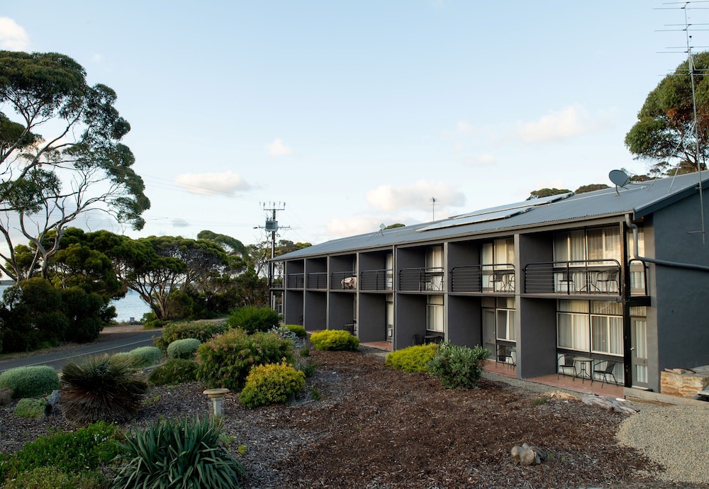 Mercure Kangaroo Island Lodge in AMERICAN RIVER