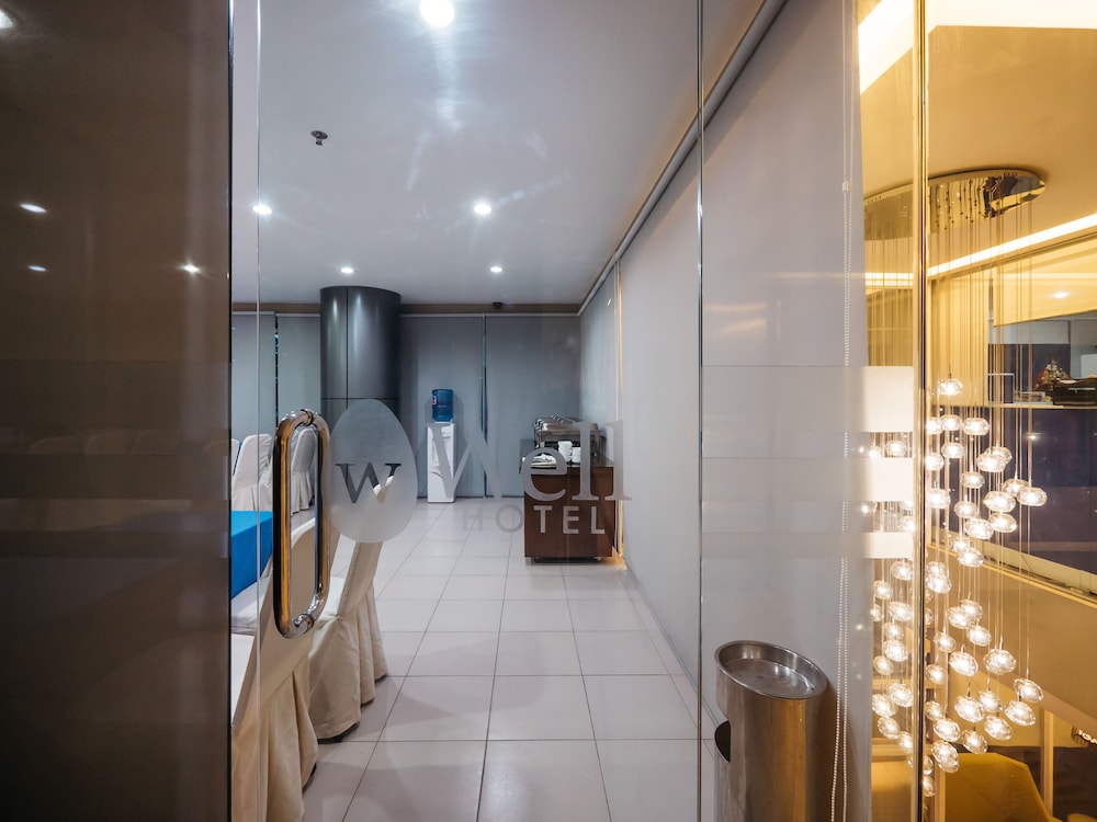 The Well Hotel 26/34