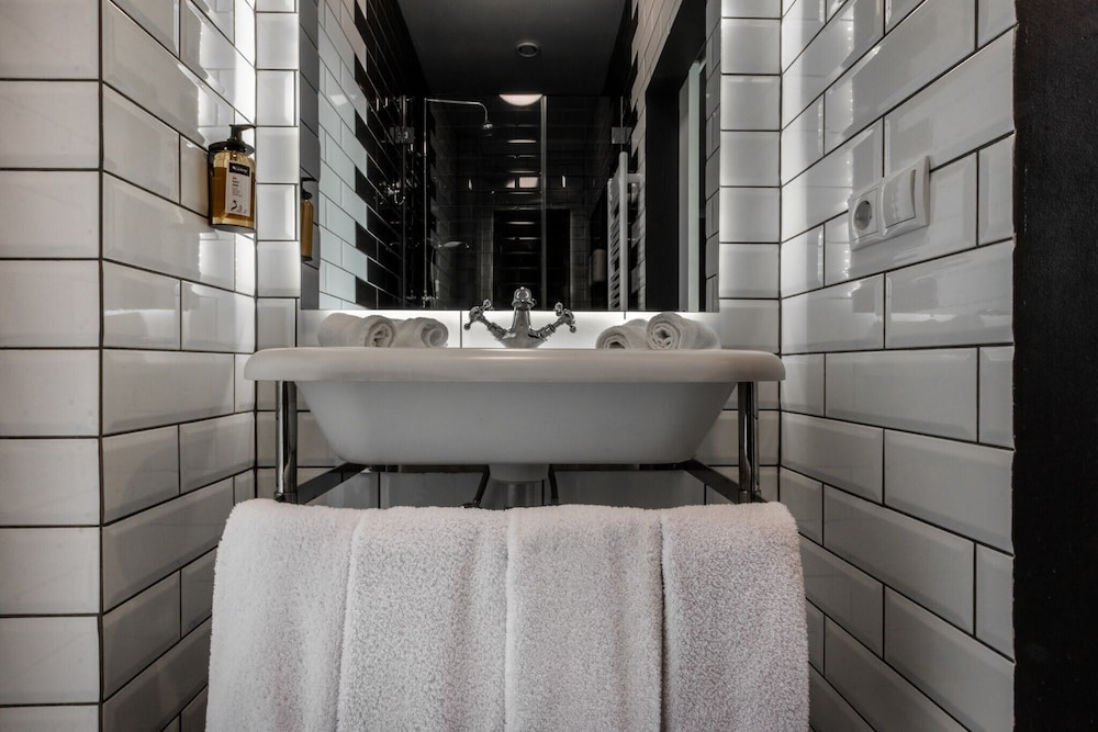 Vintage Apartment Hotel 24/50