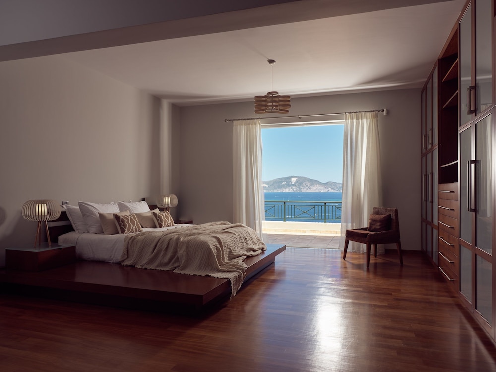 Serenus Luxury Villa 5/41